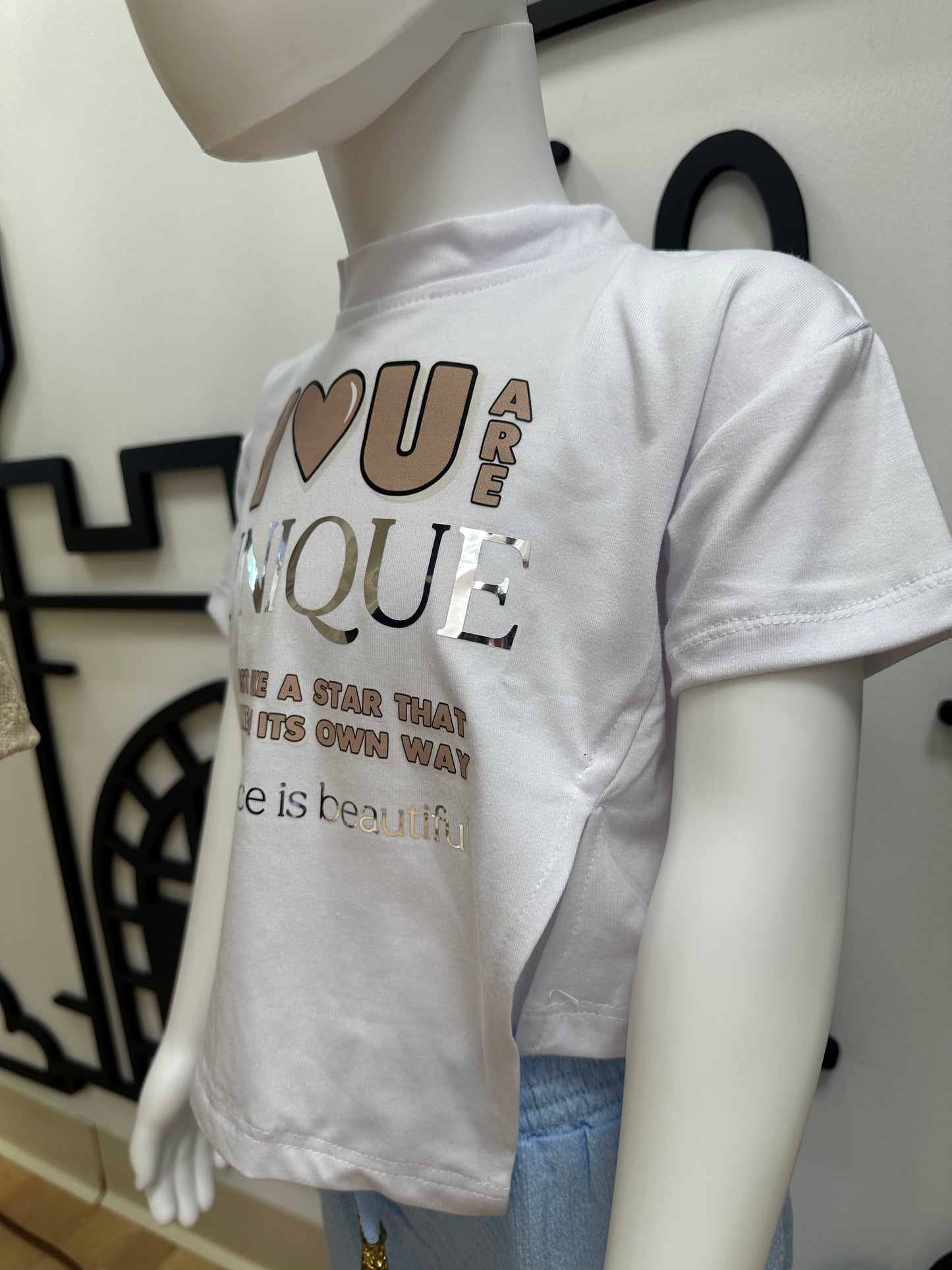 Blu-CK You Are Unique White